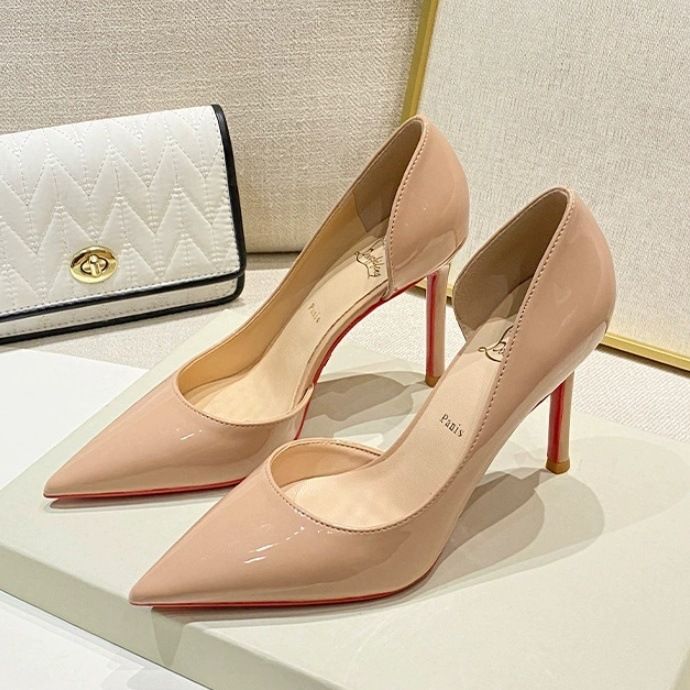 Sexy High mit rotem High-End-Gefühl, spitzer weicher Leder-Seitensohle, flachem Lackleder und schmalen Absätzen für Damen_voghion.com