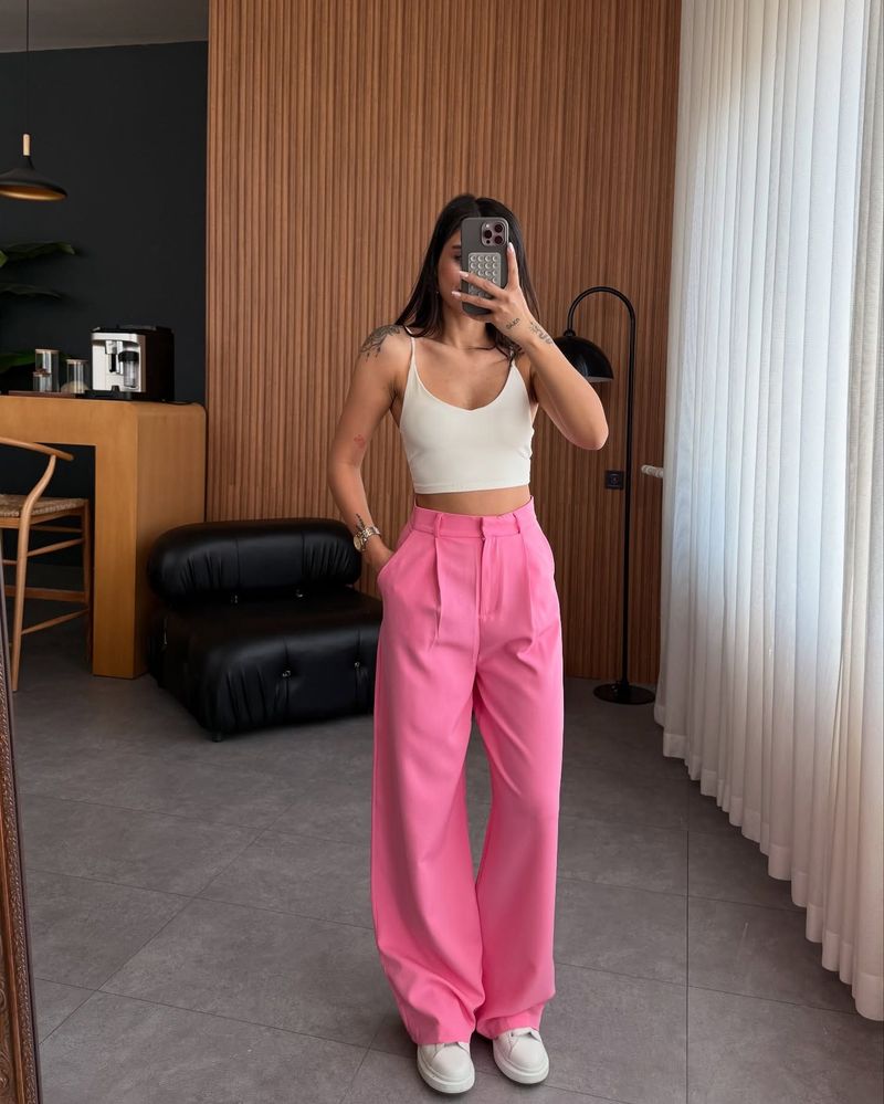 Pantalones cargo elegantes de tiro medio para mujer: cómodos pantalones rectos con un ajuste favorecedor, versátiles para uso informal y de trabajo._voghion.com