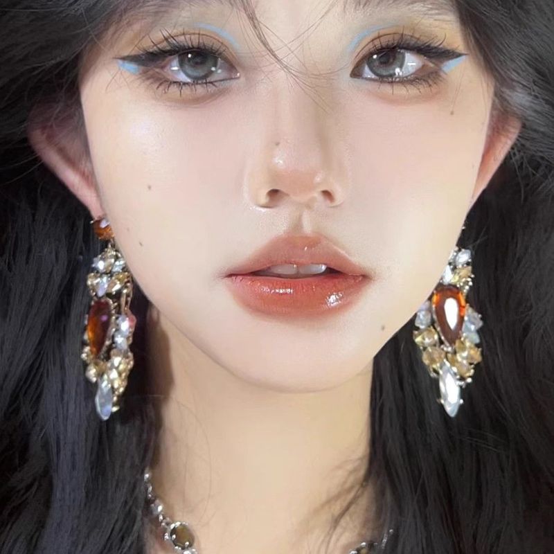 Orecchini a clip lunghi eleganti e versatili, leggeri e di lusso, stile etnico, di tendenza 2025, per donne senza fori alle orecchie._voghion.com