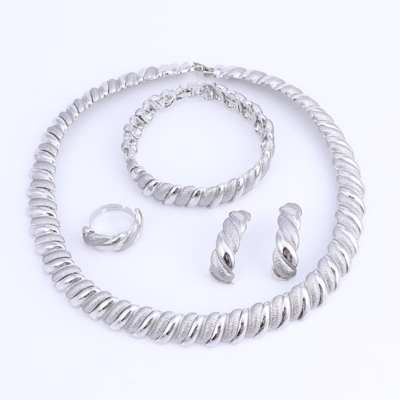 Italienisches goldfarbenes Schmuckset mit Halskette, Ohrringen, Armband und Ring, afrikanisches Brautmotiv für Damen, Hochzeitsparty-Geschenke_voghion.com