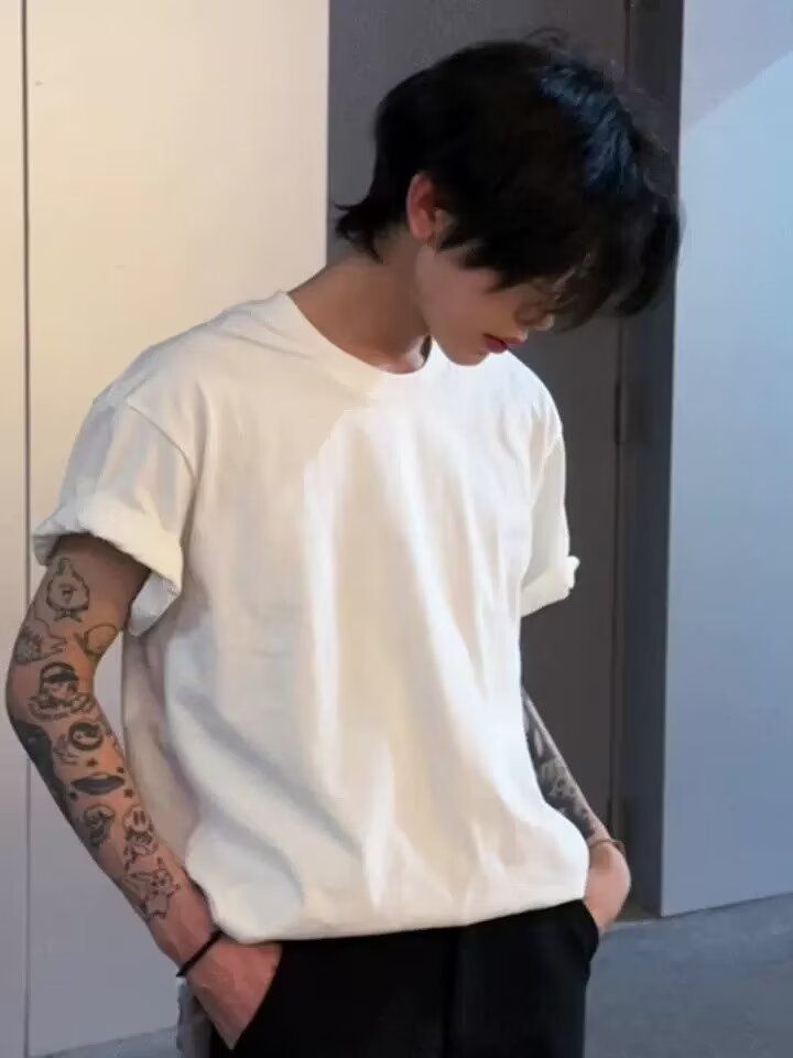 British Yuppie T-shirt Made Of Pure Cotton, Clean Fit, Small Neckline, Short Sleeved Men's Style, White Inner Bottom_voghion.com