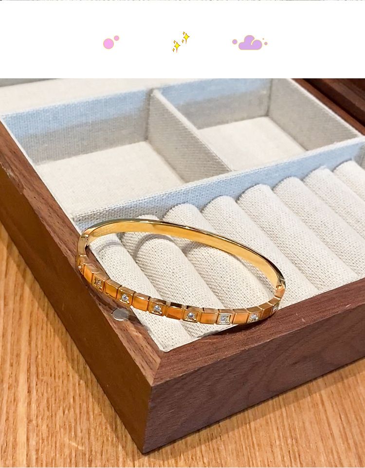 Einfache geometresche Titanstahl-Zirkon-Armband am Groussen a Stil_voghion.com