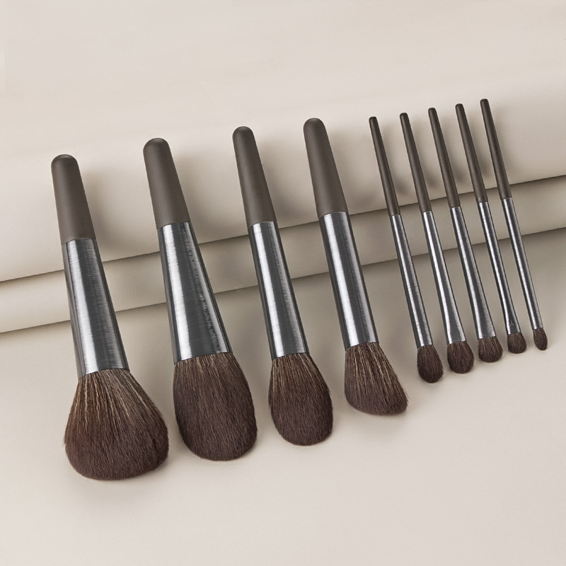 9 pcs Makeup Brushes Silko Nianhua Set Makeup Tools Eyeshadow Brush Powder Brush Beauty Makeup GUJHUI_voghion.com