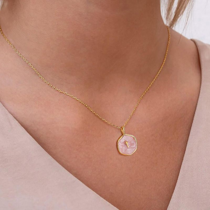 Aurora Atelier Kleine Kreuzkette für Damen, zierliche, 14 Karat vergoldete Kreuzanhängerkette, minimalistischer Kreuz-Choker, religiöser Schmuck, süßes und trendiges Geschenk_voghion.com