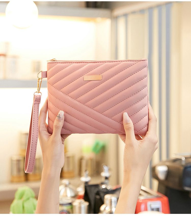 Embroidered mobile phone bag small package large capacity women's bag fashionable all match handbag_voghion.com
