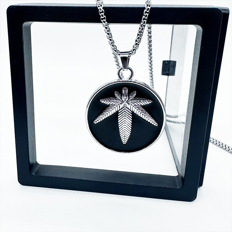 Heren- en damesmode sieraden punk retro rock creatieve esdoornblad ketting hanger_voghion.com