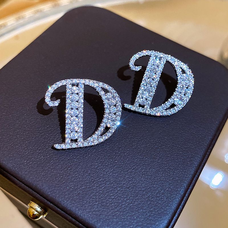Damen-Accessoires, Diamant-Set, einfaches Temperament, Design, Sinn für Trend-Ohrringe_voghion.com