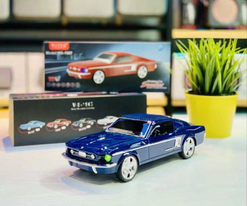 Altoparlante Bluetooth a forma di auto EONKO Classic FORD MUSTANG GT WS-1967 con TF USB FM vivavoce TWS LED Light include un 8 GB_voghion.com