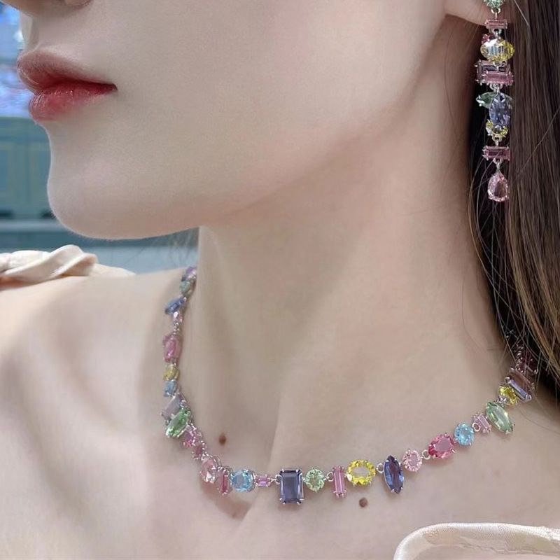 Collana con ciondolo a forma di stella filante color arcobaleno, elemento di blocco femminile, catena in osso di cristallo_voghion.com