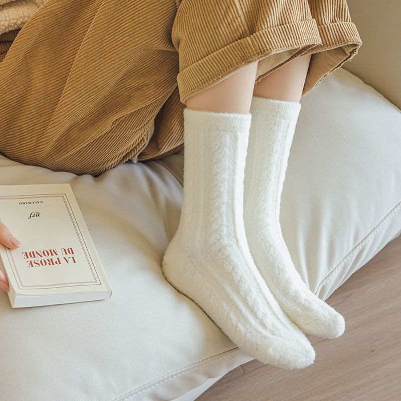 Nya vinterstrumpor i australiensisk sammet, mittstuva, tjocka och varma, golvstrumpor för dam, Maillard-färgade luggstrumpor, handduksstrumpor_voghion.com