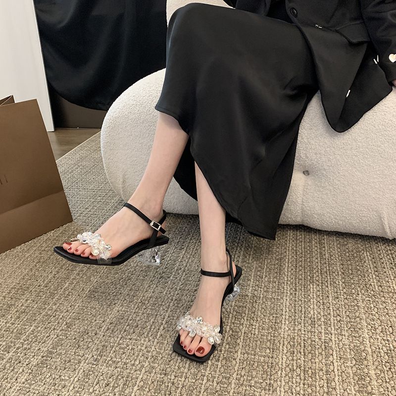 Sandali con cinturino singolo per piedi larghi di grandi dimensioni da donna 2025, nuova moda primavera ed estate, squisita per il tempo libero_voghion.com