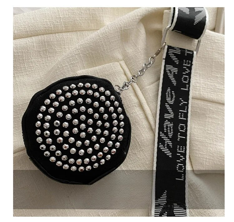 Donna alla moda con semplici strass intarsiati, borsa a tracolla alla moda a spalla singola, borsa di tendenza da discoteca,_voghion.com