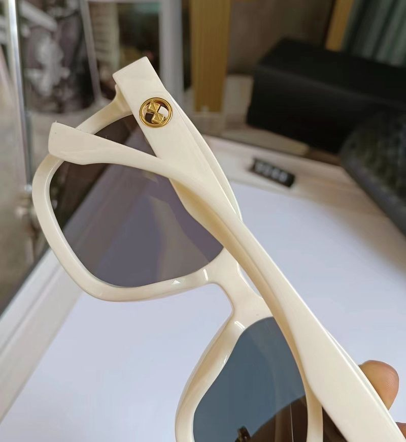 Sonnenbrille, blendfrei, UV-Polarisator, Paar-Sonnenbrille_voghion.com