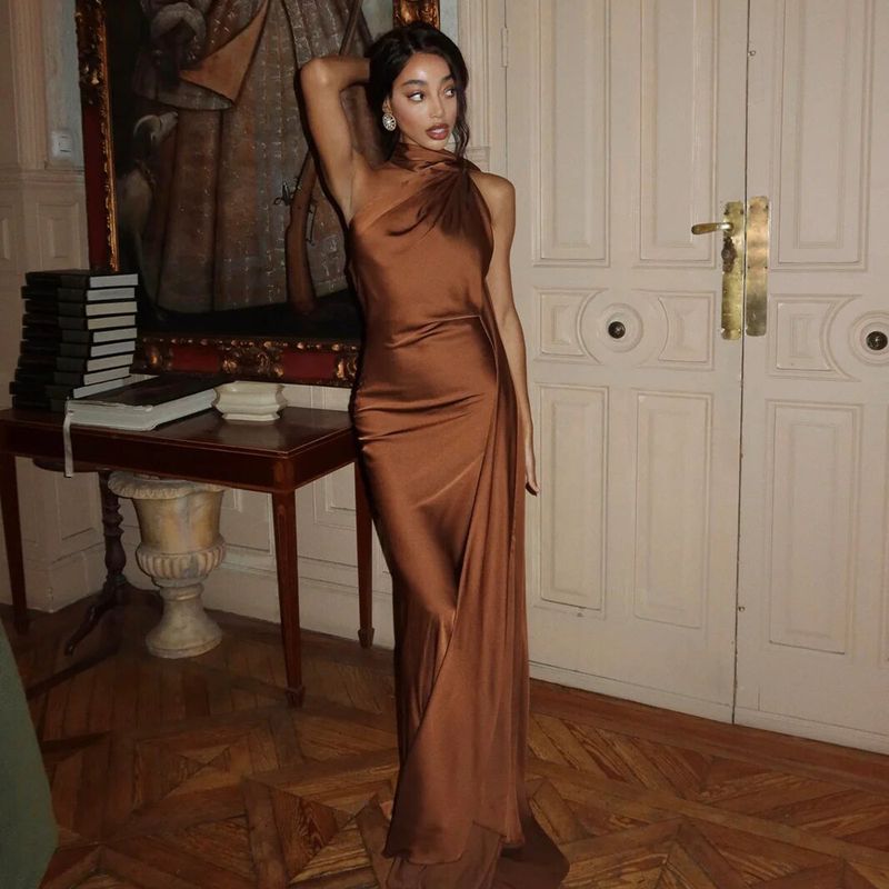 Trendy Open-Back Maxi Dress With Flowing Sash – Sexy High-Waist Bodycon Dress (Rose/White/Blue/Yellow/Black/Burgundy/Brown/Khaki/Purple/Red/Teal)_voghion.com