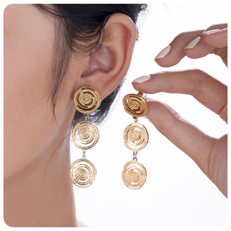 orecchini in acciaio inossidabile con personalità rotonda e filo, orecchini in acciaio al titanio di vendita calda da donna_voghion.com