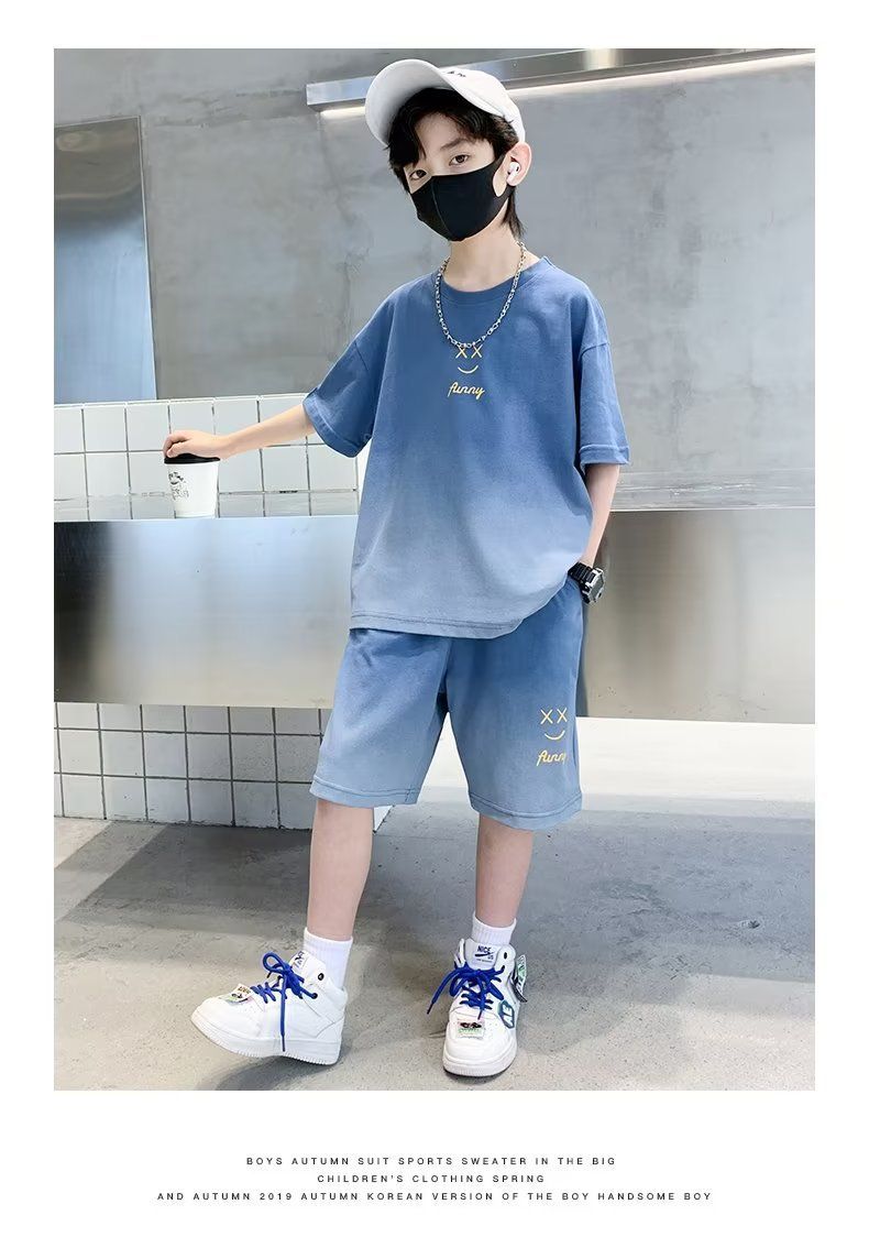 Kinderkleidung Jungen Sommeranzüge 2024 neue kurzärmelige Sommeranzüge für Kinder im hübschen Internet-Promi-Streetstyle-Sommer-Zweiteiler_voghion.com