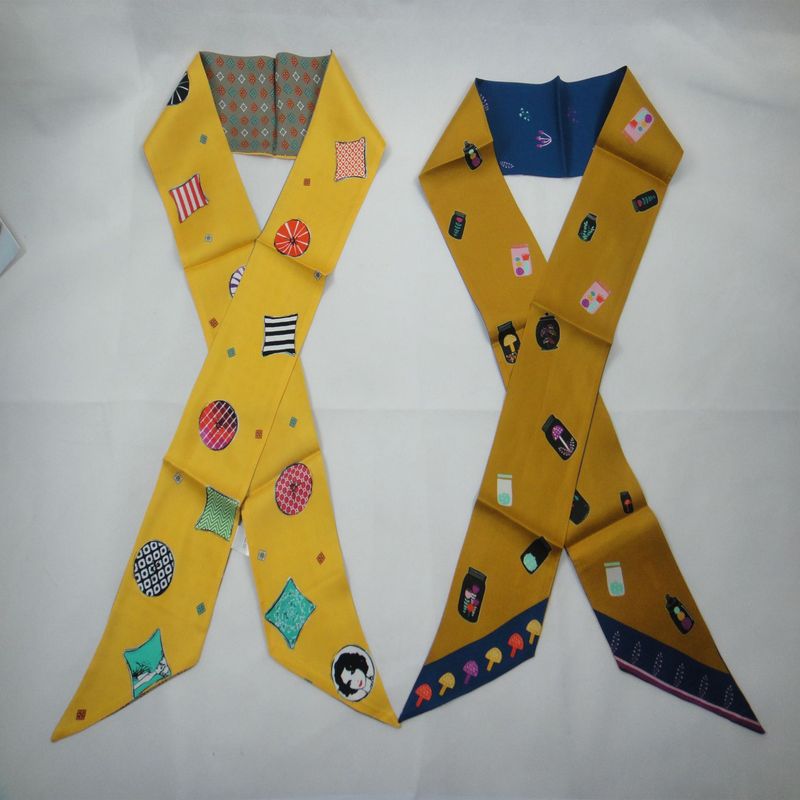 Sciarpa di simulazione per donna, sottile e slanciata, con stampa geometrica floreale piccola in stile primaverile_voghion.com