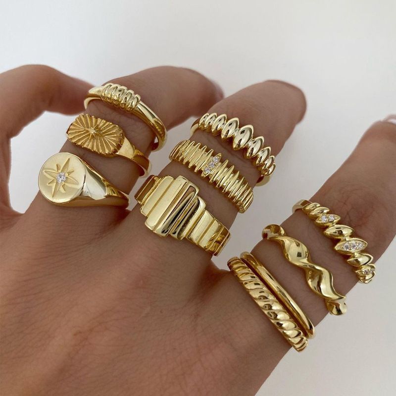 Anello con fiore inciso in lega di zinco elettroplaccato Ins per donna, personalità alla moda_voghion.com