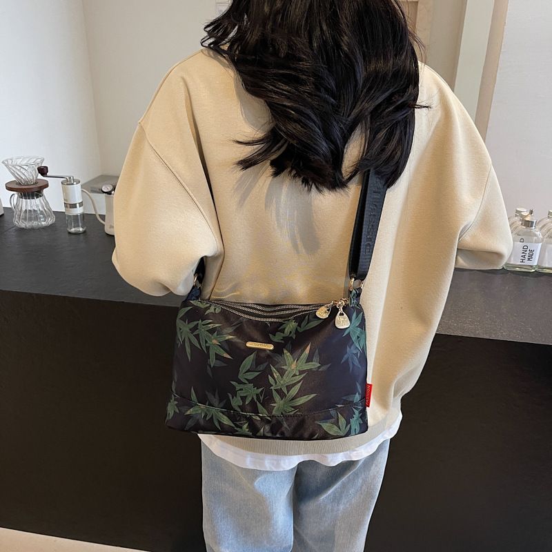 Large Capacity Casual Commuter Crossbody For Women, Fashionable Printed Versatile Shoulder With Multiple Compartments,_voghion.com