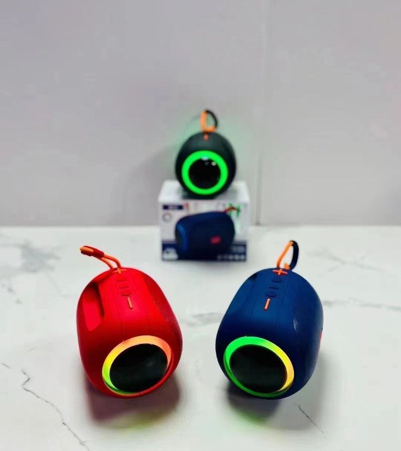 Yeni M12 Bluetooth hoparlör, kablosuz dış mekan taşınabilir kart takma, renkli ışıklı ses diyaframı_voghion.com