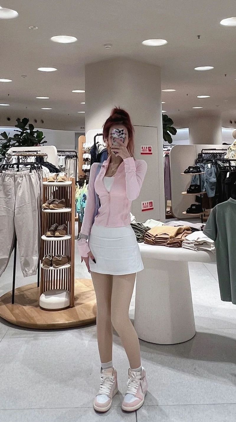 Giacca sportiva da donna con cerniera dorata, abbigliamento da yoga, top sportivo traspirante, abbigliamento fitness a maniche lunghe_voghion.com