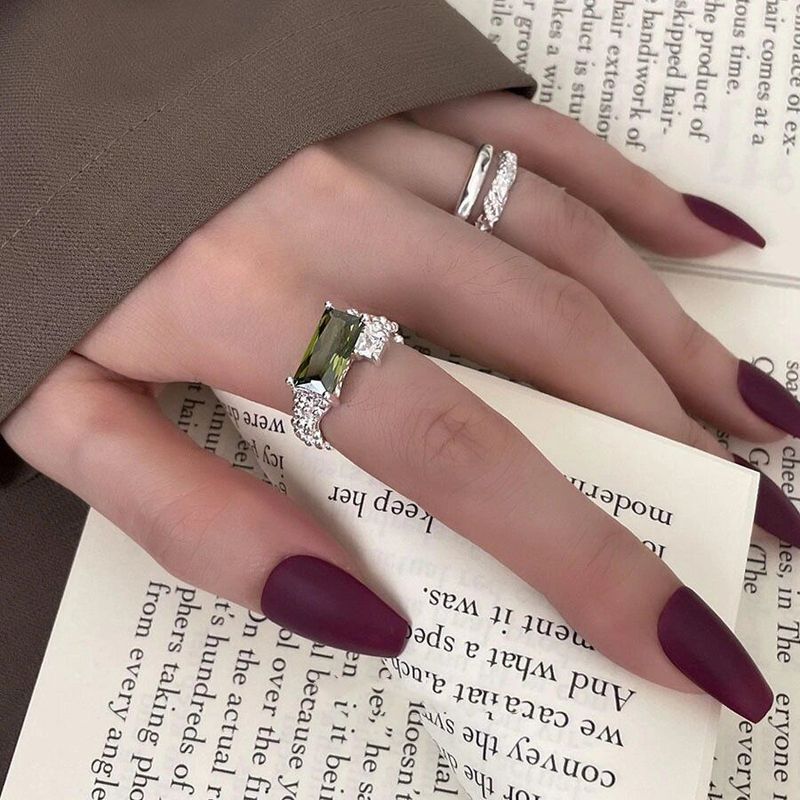 S Pure Silver High-end Emerald Zircon Ins Women's Niche Light Luxury Design Irregular Double Index Finger Ring_voghion.com