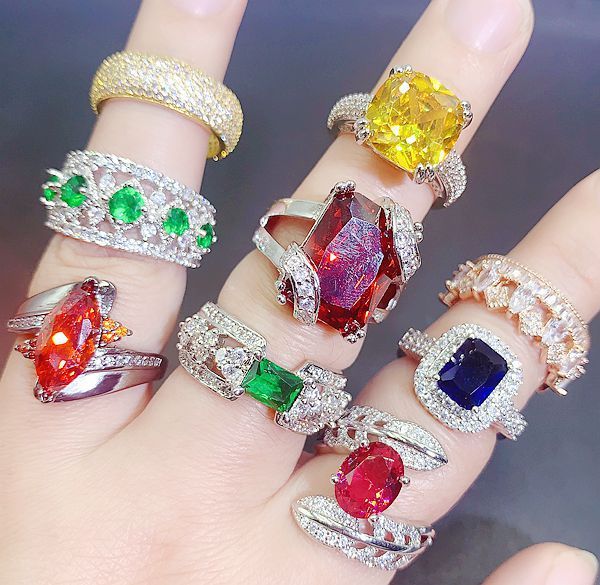 Luxurious Crystal Zircon Ring Heavy Craft Micro Inlay Versatile Jewelry_voghion.com