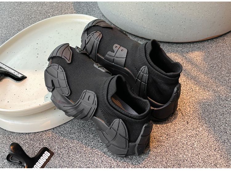 Børnesko Børnesokker sko 2024 efterår nye herre mellemlange slip-on børnesko på lager dame flyvende vævede casual antislip single_voghion.com