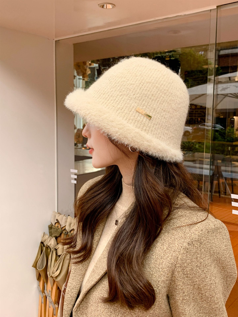 Neue koreanische Version für Frauen im Herbst und Winter, gestrickte Fischermütze mit Gehörschutz, warmes Becken, kleines Gesicht,_voghion.com