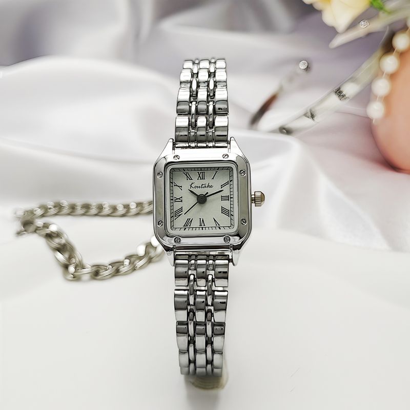 Compact, veelzijdig dameshorloge met stalen band, modieus klassiek, klein vierkant quartzhorloge met vlindersluiting_voghion.com