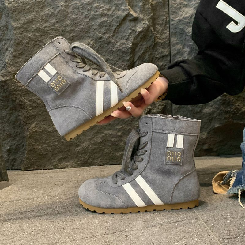 Bottes de boxe pour femmes, chaussures d'entraînement pour femmes, nouvelle mode 2025, chaussures de boxe montantes, bottes Martin plates, légères et confortables_voghion.com