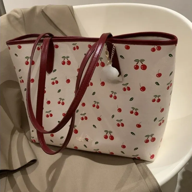 Borsa a tracolla con stampa di ciliegie dolci per donna 2024 Nuova borsa a tracolla ad alta capacità Borsa a mano vintage in PU per ufficio da donna_voghion.com