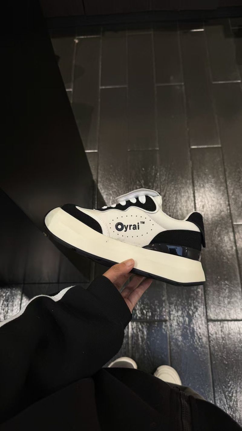 2025 Herbst Schwarz-Weiß Panda Cloud China-Chic Marke Board Dickbesohlte Damen Sport Freizeitschuhe_voghion.com