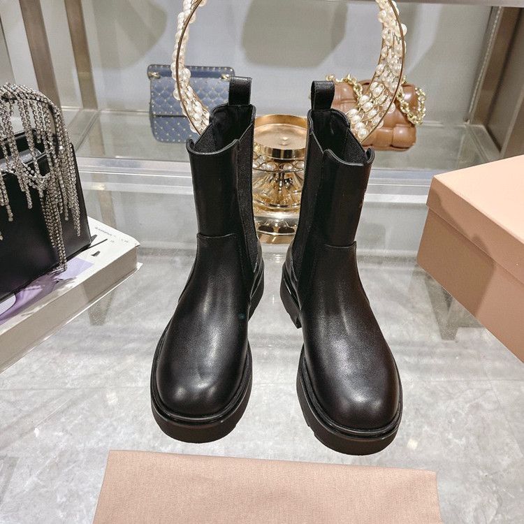 High End Quality 2024 Round Toe Thick Soled Martin Leather Height Increasing Short Boots, New Motorcycle Boots From_voghion.com