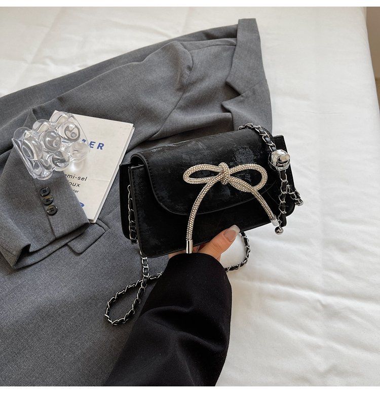 2024 New Chain Crossbody Single Shoulder Sequin Women's Texture Small Fragrant Wind Solid Color Bow Mini Handheld Bag_voghion.com