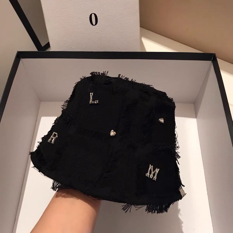 2025 Korean INS Small Fragrance Style Fringe Bucket Autumn New Metal Letter A Version Face-Slimming Fisherman Hat For Women_voghion.com