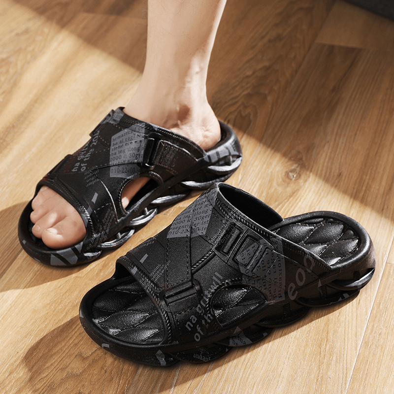 Men Slipper for Indoor Outdoor Sandals Open Toe Pillow Beach Slippers for Summer External Wear_voghion.com
