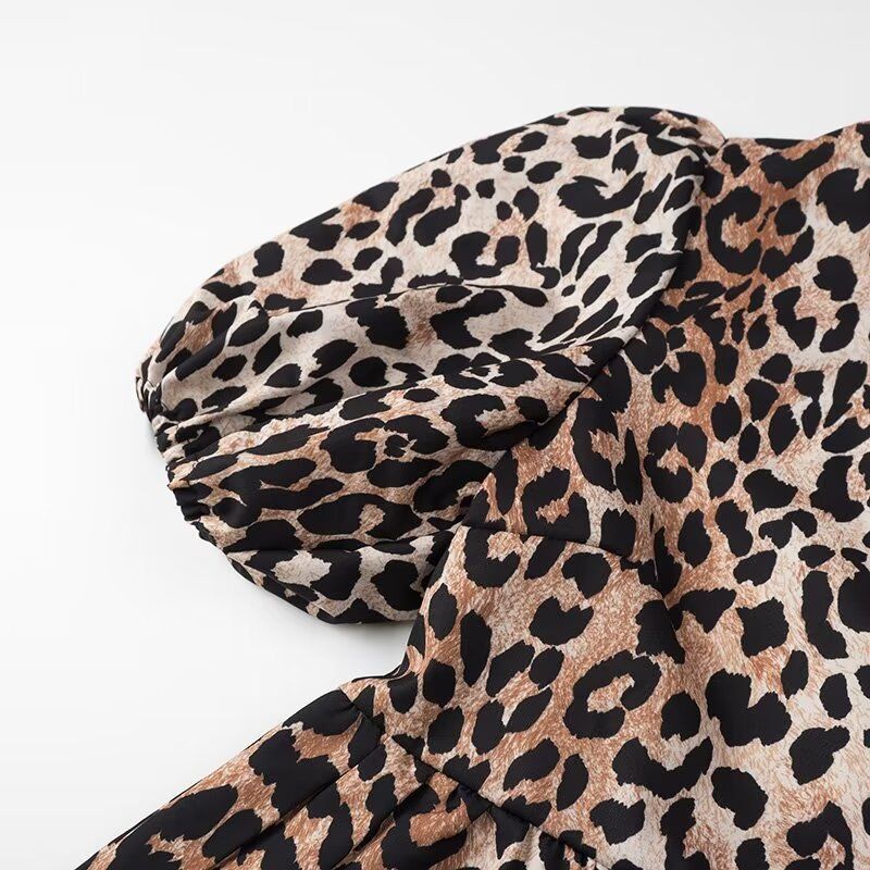 2025 Frühjahr Neue Damenmode Leopard Print Kurzarm Shirt_voghion.com