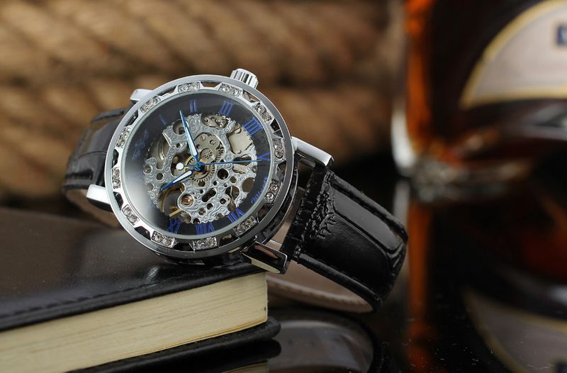 Men's Fashion Skeleton Mechanical Watch With Rhinestones - Hand-Winding Luxury Timepiece, 40mm Leather Strap, Stainless Steel Buckle_voghion.com