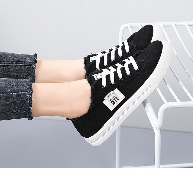 Autumn New Canvas Small White Student Flat Bottom Sports Board Shoes, Fashionable and Versatile Soft Sole Large Size_voghion.com