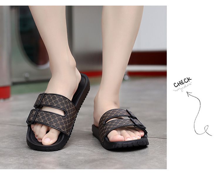 Men Wear Slippers Outside The Summer Indoor Home Bath To Wear Soft Soled Super Comfortable Slippers_voghion.com