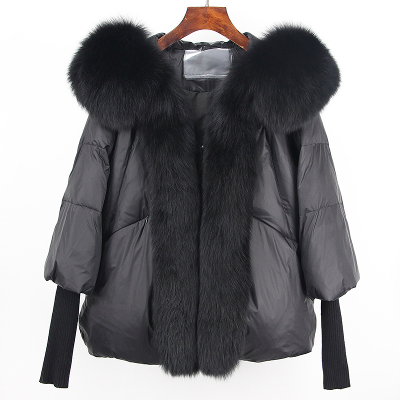 Kurze Pufferjacke für Damen mit 90 % weißen Entendaunen und abnehmbarer Kapuze aus Fuchspelz – stylischer Wintermantel für die N-Mode (201–300 g Füllung, 91–95 % Reinheit)_voghion.com