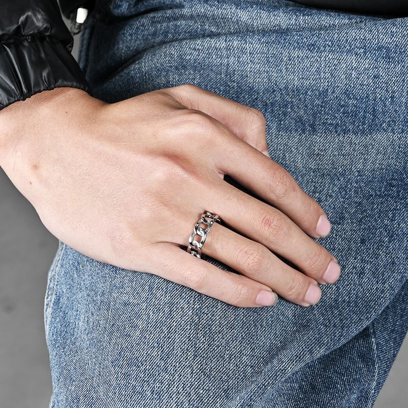 Minimalist Hollow Cuban Chain Ring Unisex Niche Cold Neutral Style Stainless Steel Jewelry_voghion.com