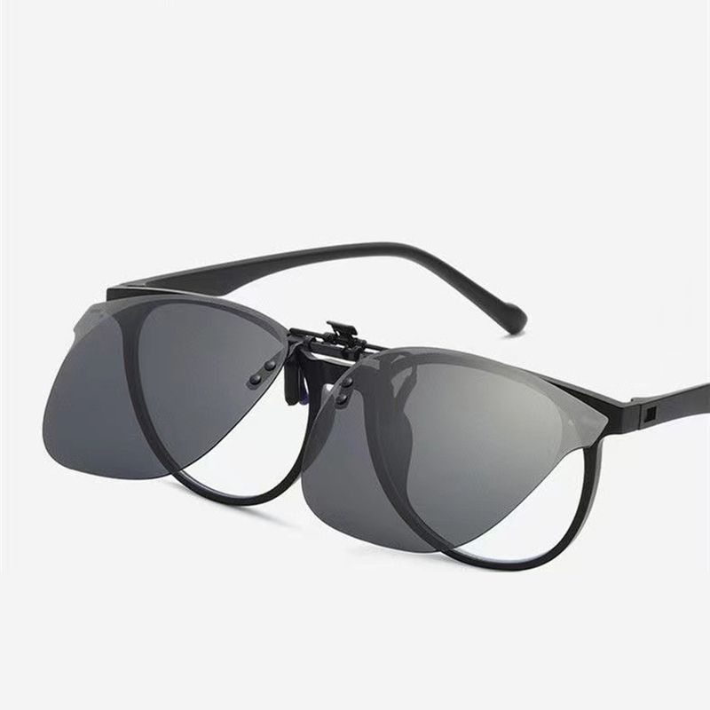 1 PCS Clip On Sunglasse Flip up Glasses Gradient Polarized Photochromic Sunglasses UV400 Goggles_voghion.com