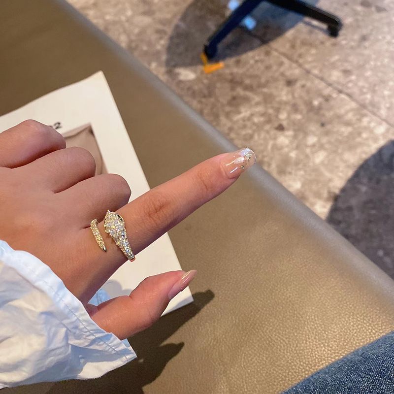 Anello in stile francese con design a serpente aperto, personalità semplice e alla moda, celebrità di Internet, temperamento leggero e lussuoso, nuovo modello_voghion.com