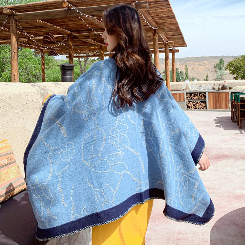 Mantella oversize ispessita in stile folk autunnale e invernale, sciarpa calda turistica del lago salato Chaka Xizang Qinghai, mantello da donna_voghion.com