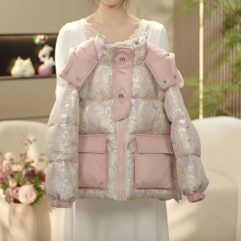 2025 Nuovo piumino corto stampato in cotone per ragazze Inverno Nuova moda Plus Giacca imbottita con cappuccio in velluto alla moda_voghion.com