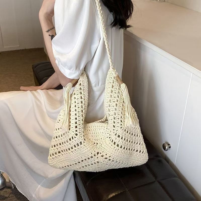 Mode Gewebt Für Frauen Sommer Neue Strand Gestrickte Casual Quaste Tote Schulter Tasche Hohl Große Kapazität_voghion.com