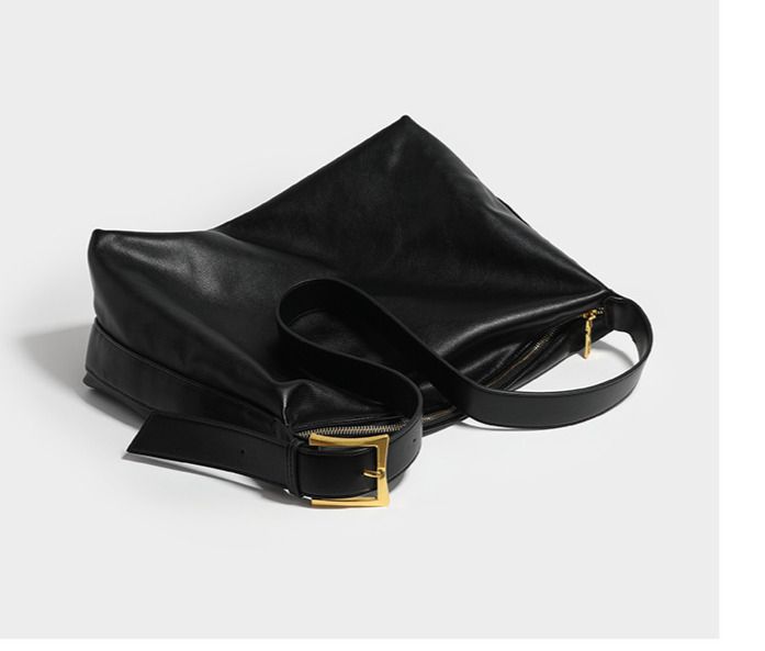 Korean version daily soft collapse minimalist style single shoulder 2024 new women's large capacity crossbody bag_voghion.com