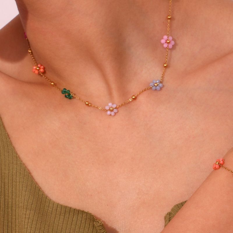 CELESTIALUMINA Bracelet d'été pour célébrités d'Internet, joli petit bijou en forme de fleur, design en acier titane, collier de perles colorées, chaîne de taille pour femme_voghion.com
